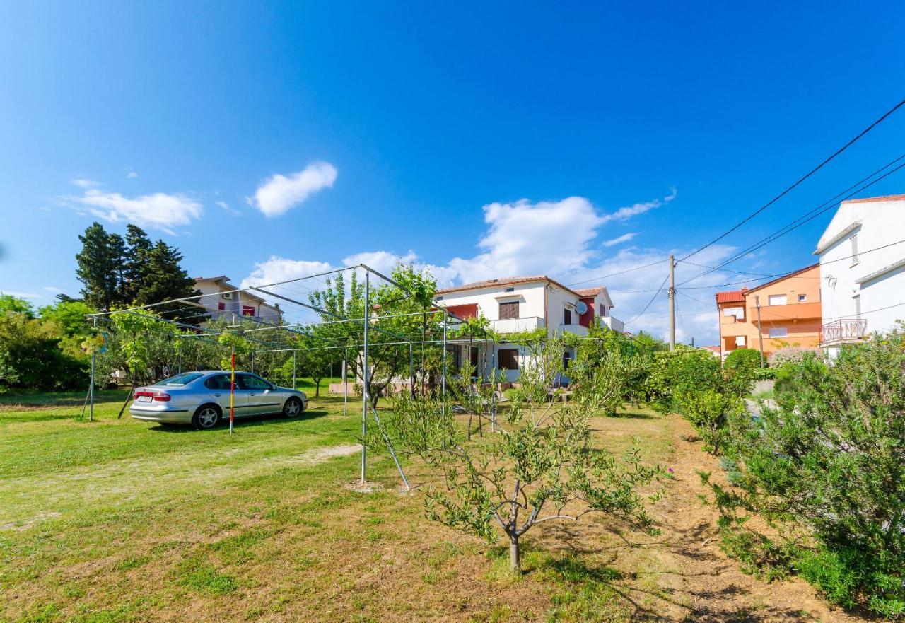 Apartments Anica F Lopar Exterior foto